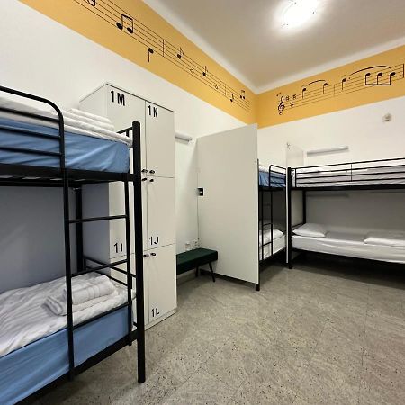 Hostel Opera Ljubljana Bagian luar foto