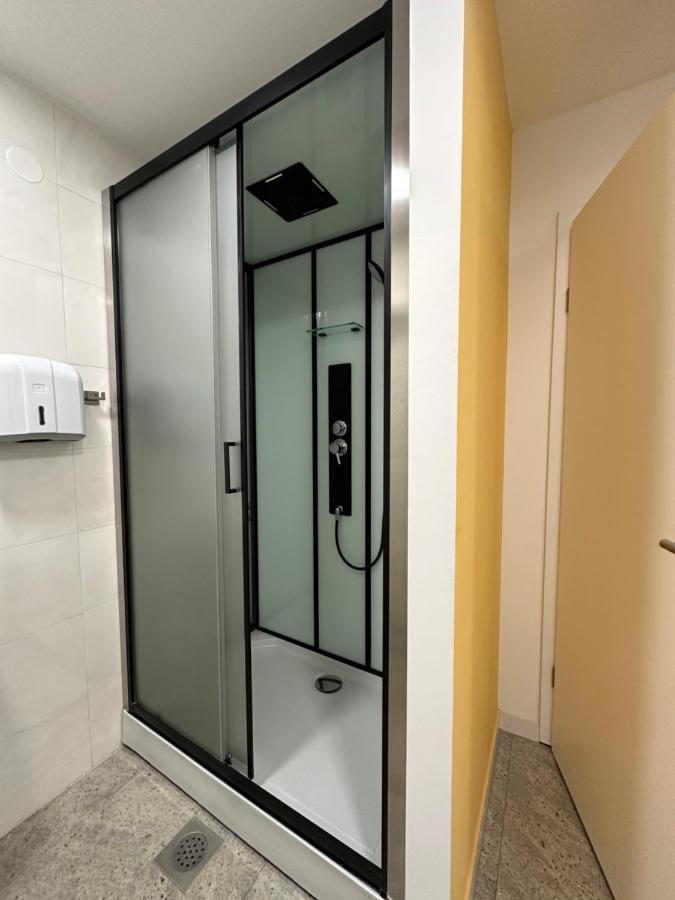 Hostel Opera Ljubljana Bagian luar foto